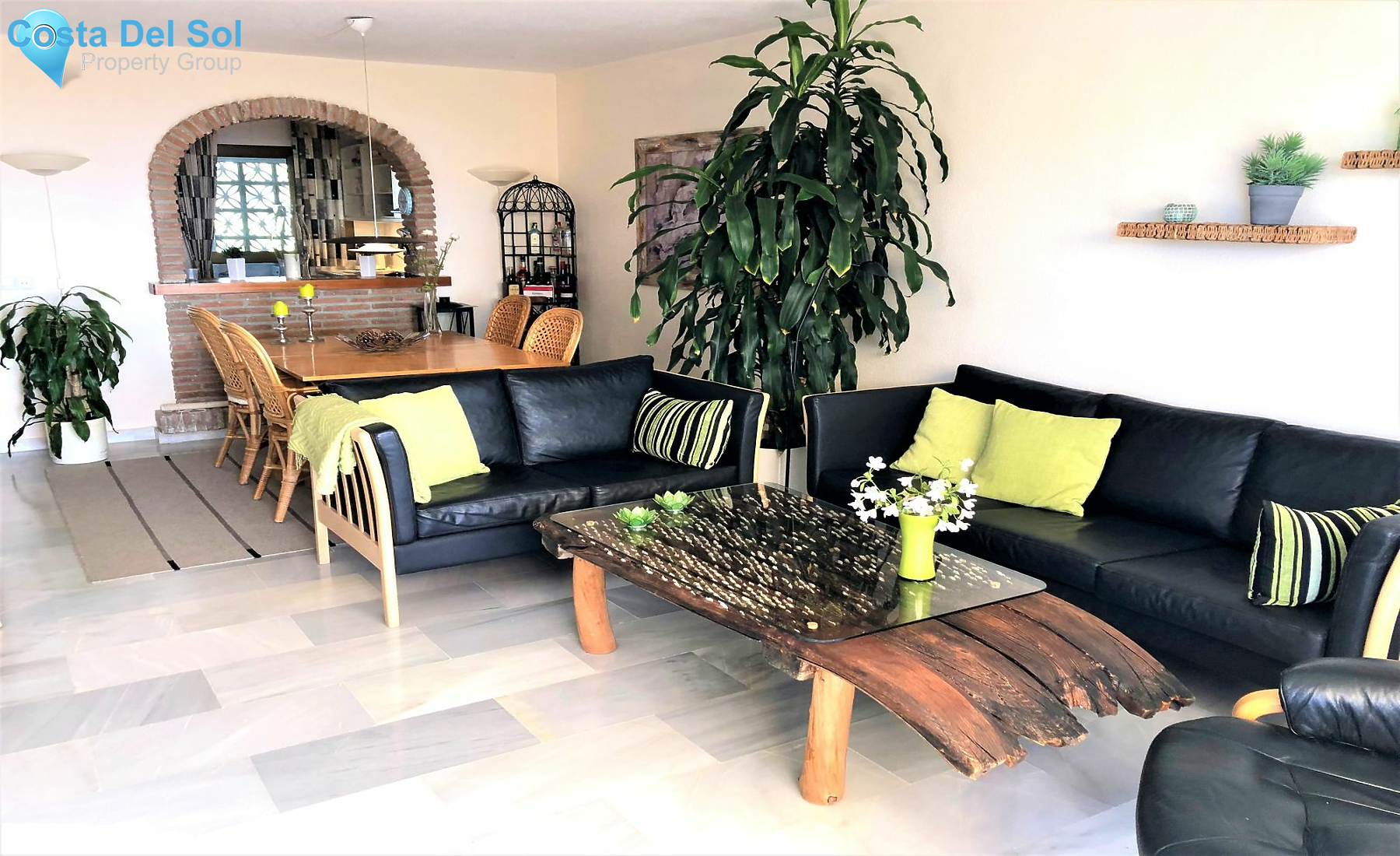 Top Floor Apartment in Calahonda-1181879