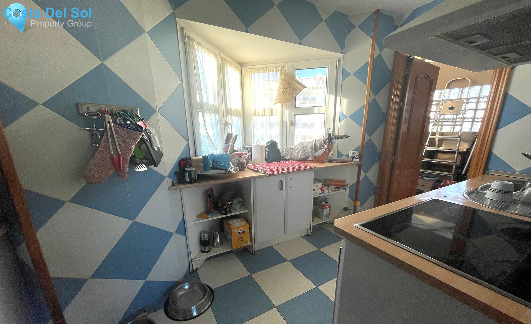 Top Floor Apartment in Calahonda-1189524