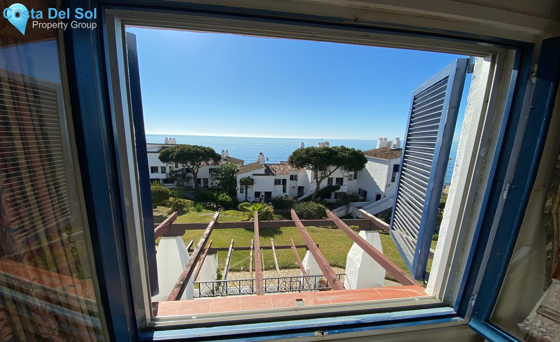 Top Floor Apartment in Calahonda-1196669