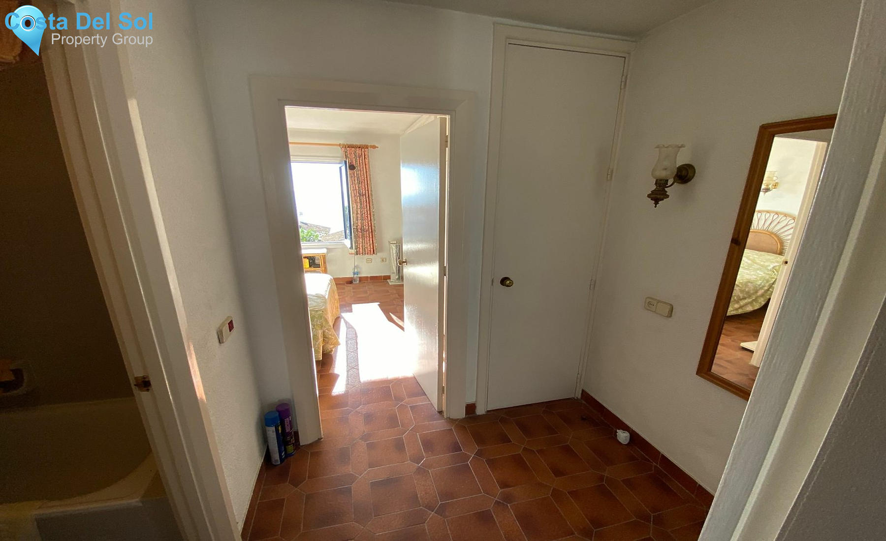 Top Floor Apartment in Calahonda-1196675