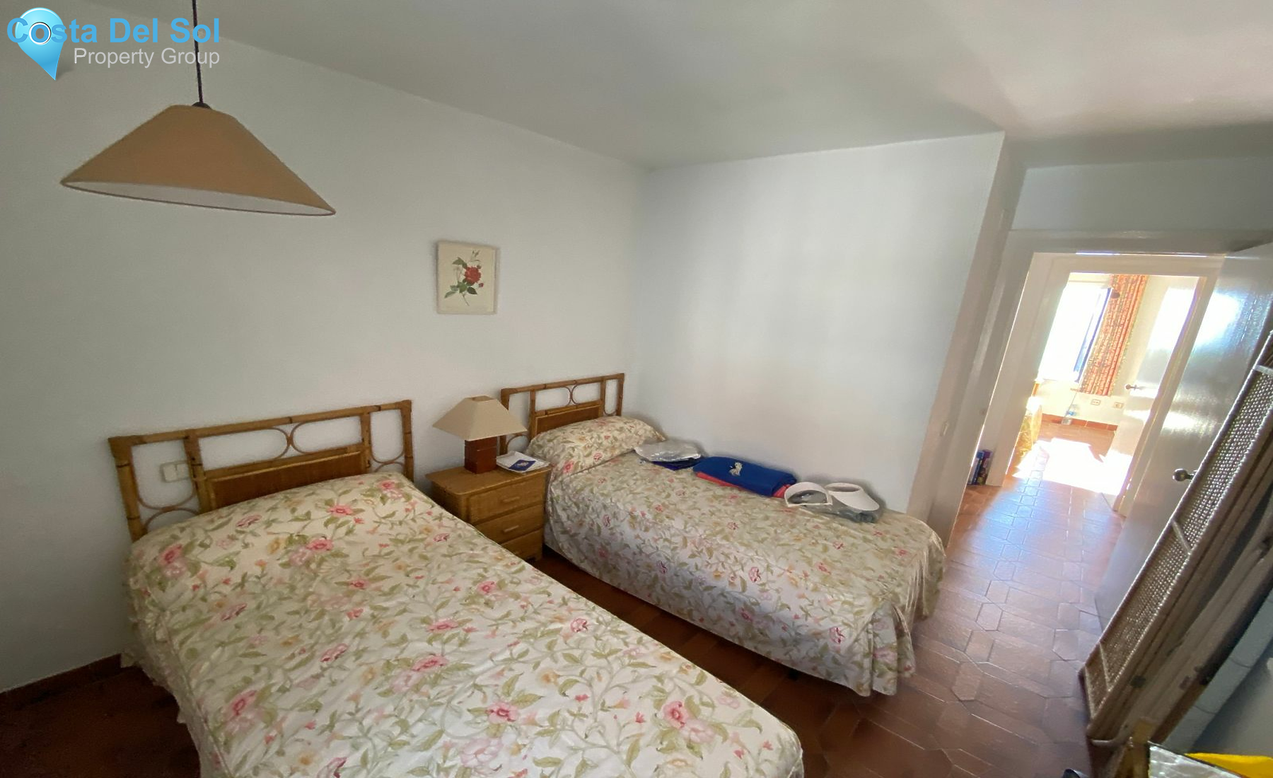 Top Floor Apartment in Calahonda-1196676