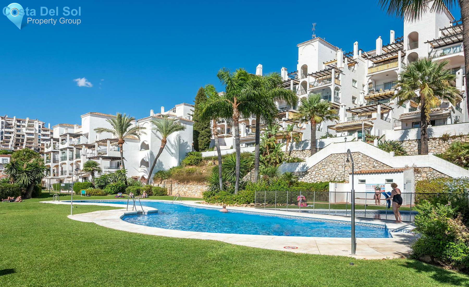 Top Floor Apartment in Calahonda-1471940