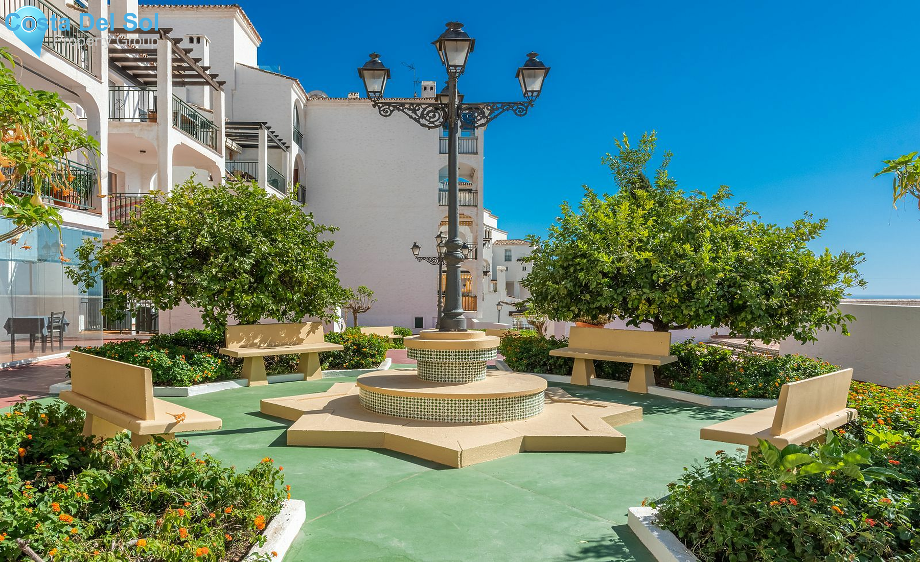 Top Floor Apartment in Calahonda-1471941