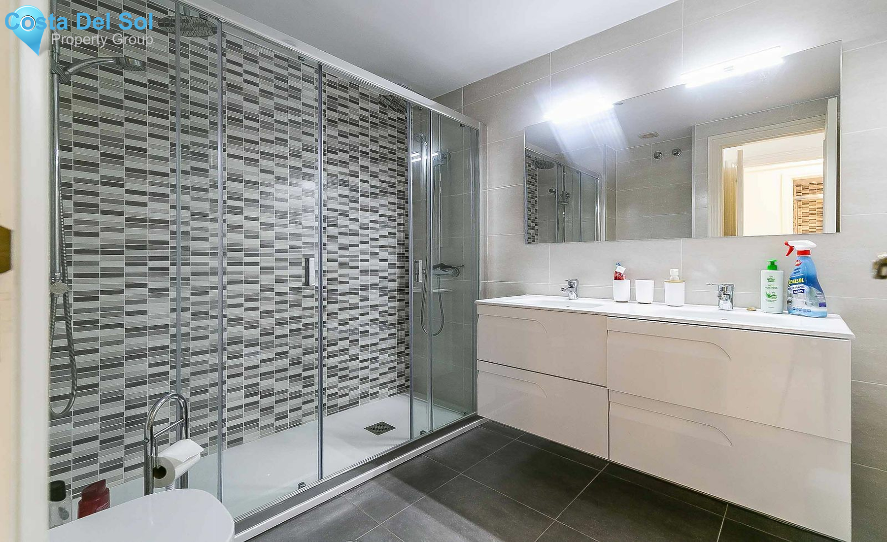 Top Floor Apartment in Calahonda-1493160