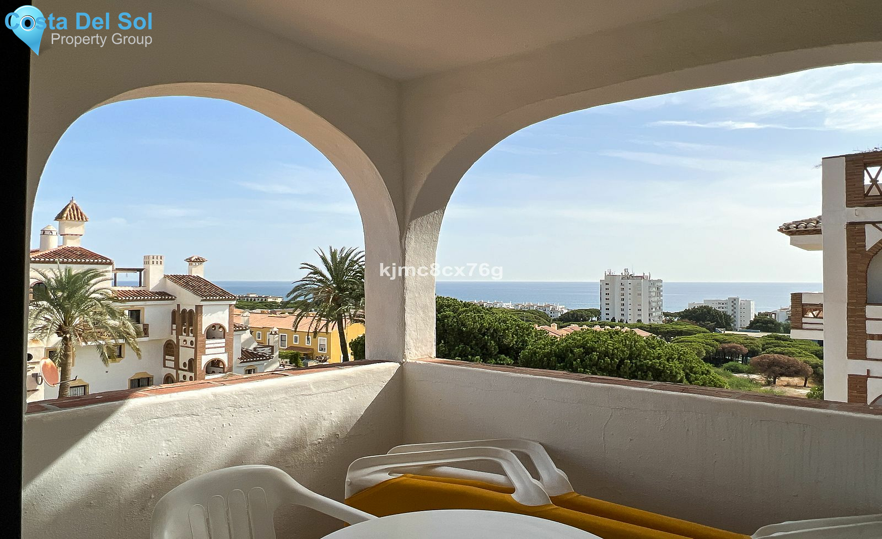 Top Floor Apartment in Calahonda-1495296