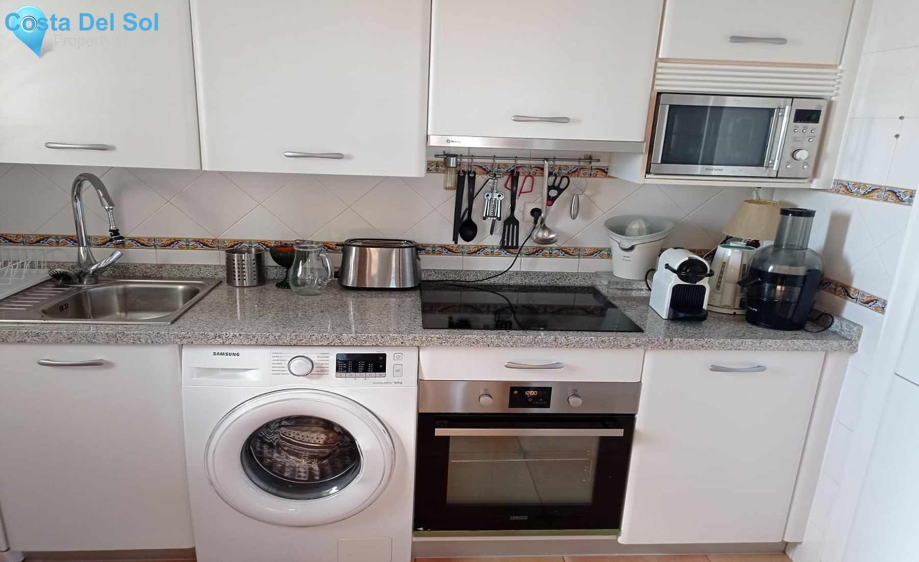 Top Floor Apartment in Calahonda-1498375