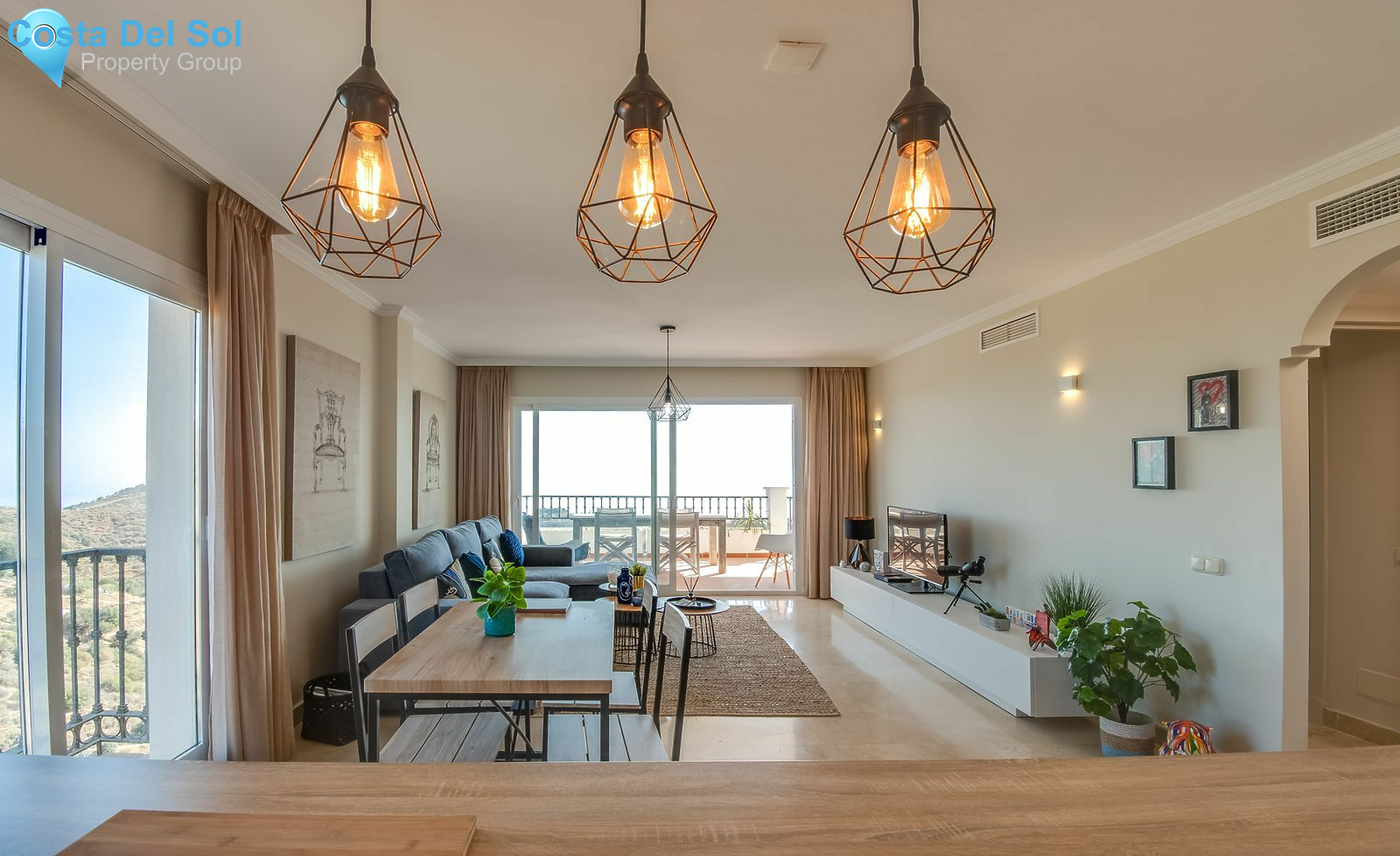 Middle Floor Apartment in Calahonda-1530290