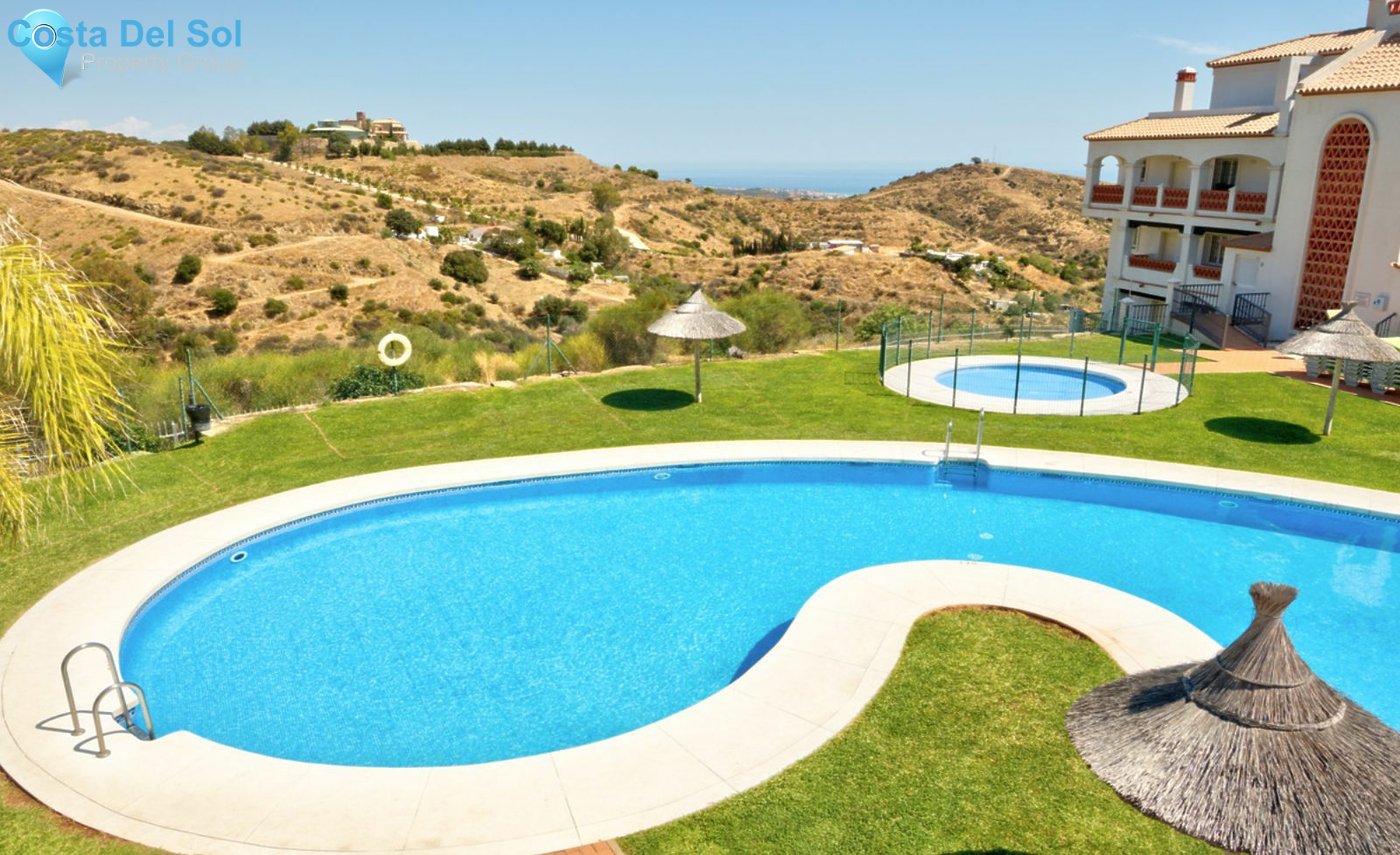 Middle Floor Apartment in Calahonda-1530281