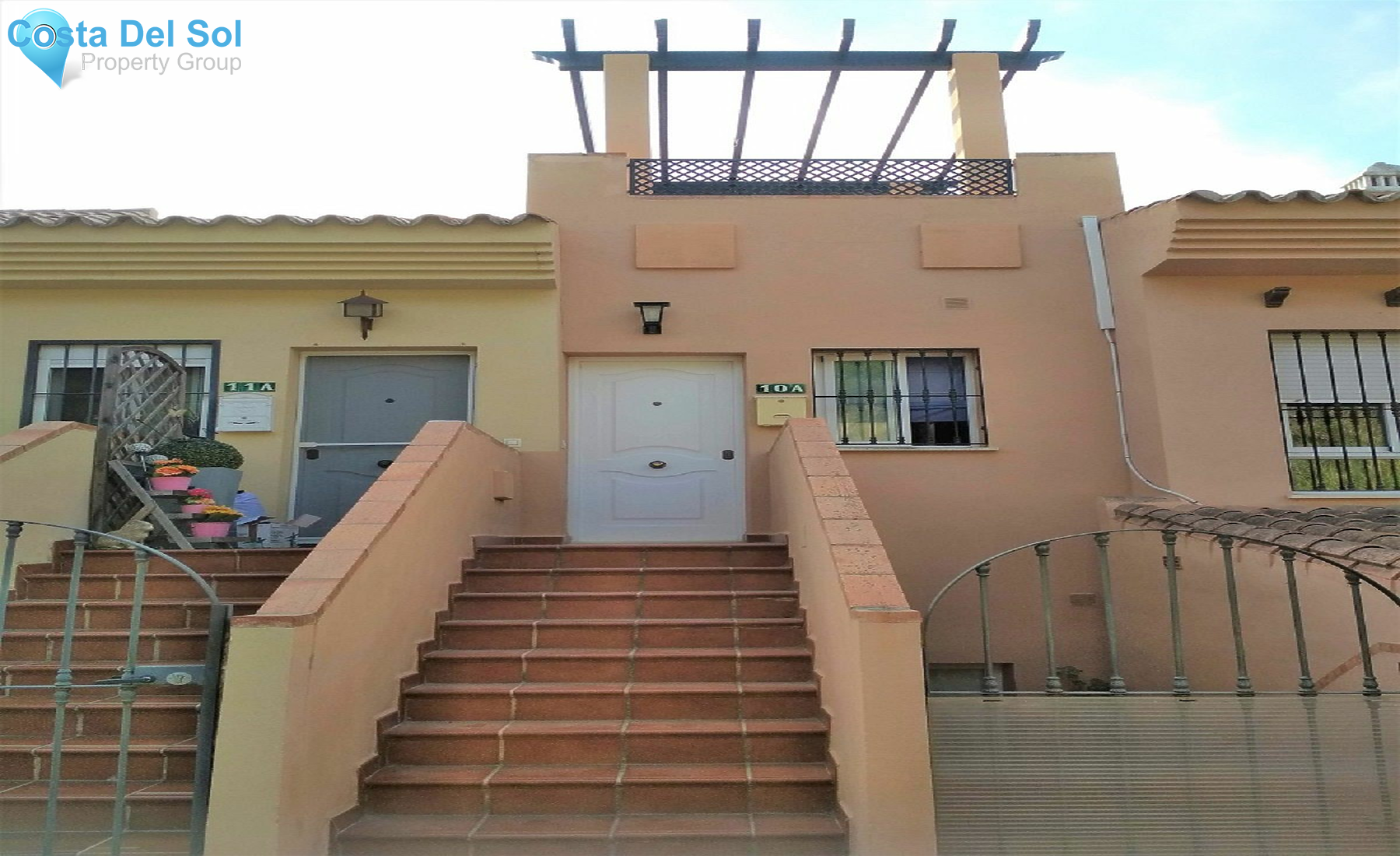 Top Floor Apartment in Casares