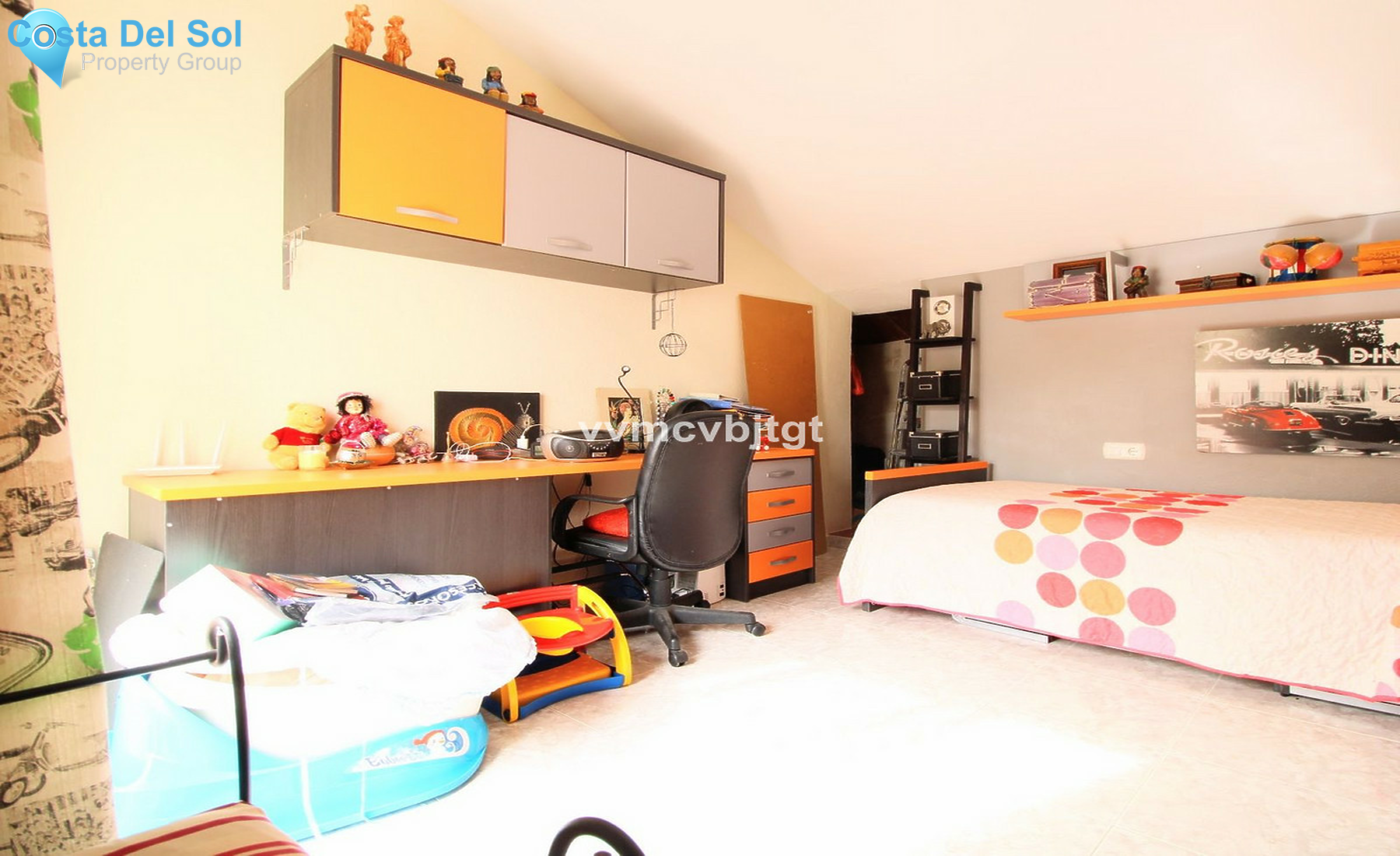 Top Floor Apartment in Cerros del Aguila-1451438