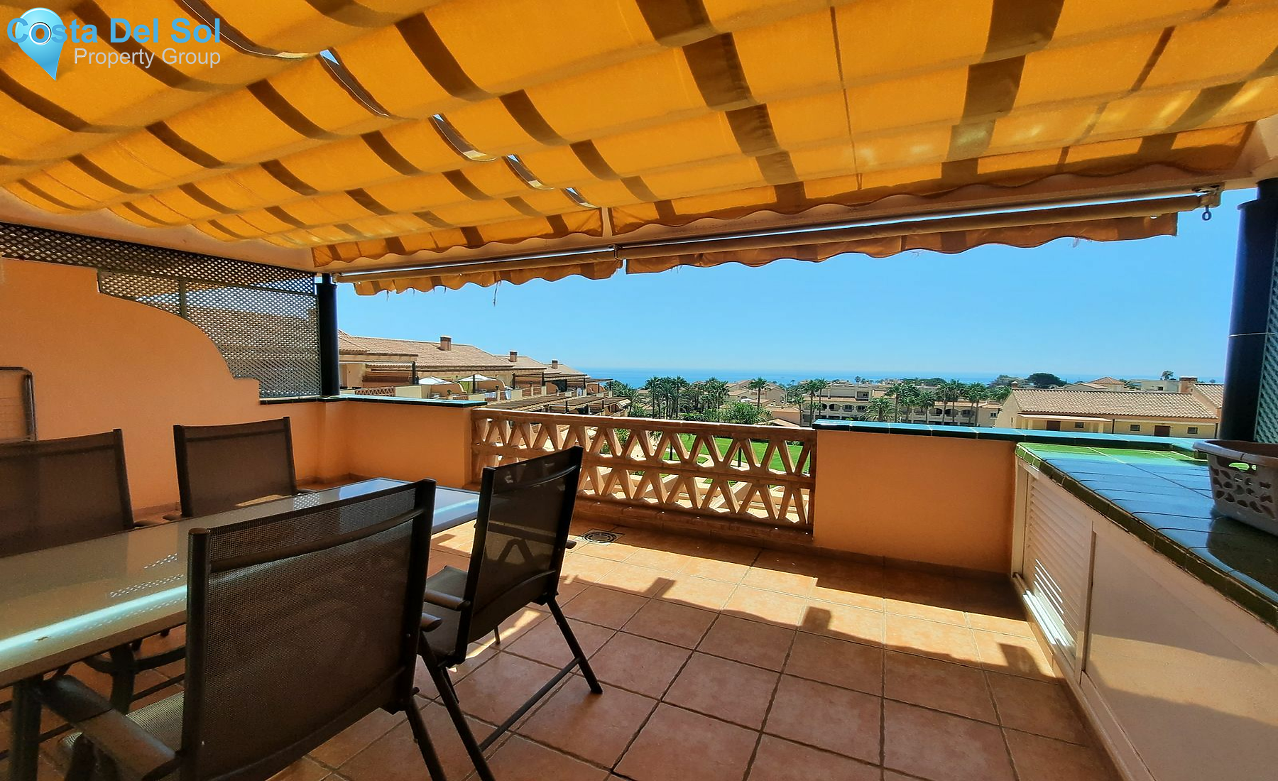 Top Floor Apartment in El Faro-1518076