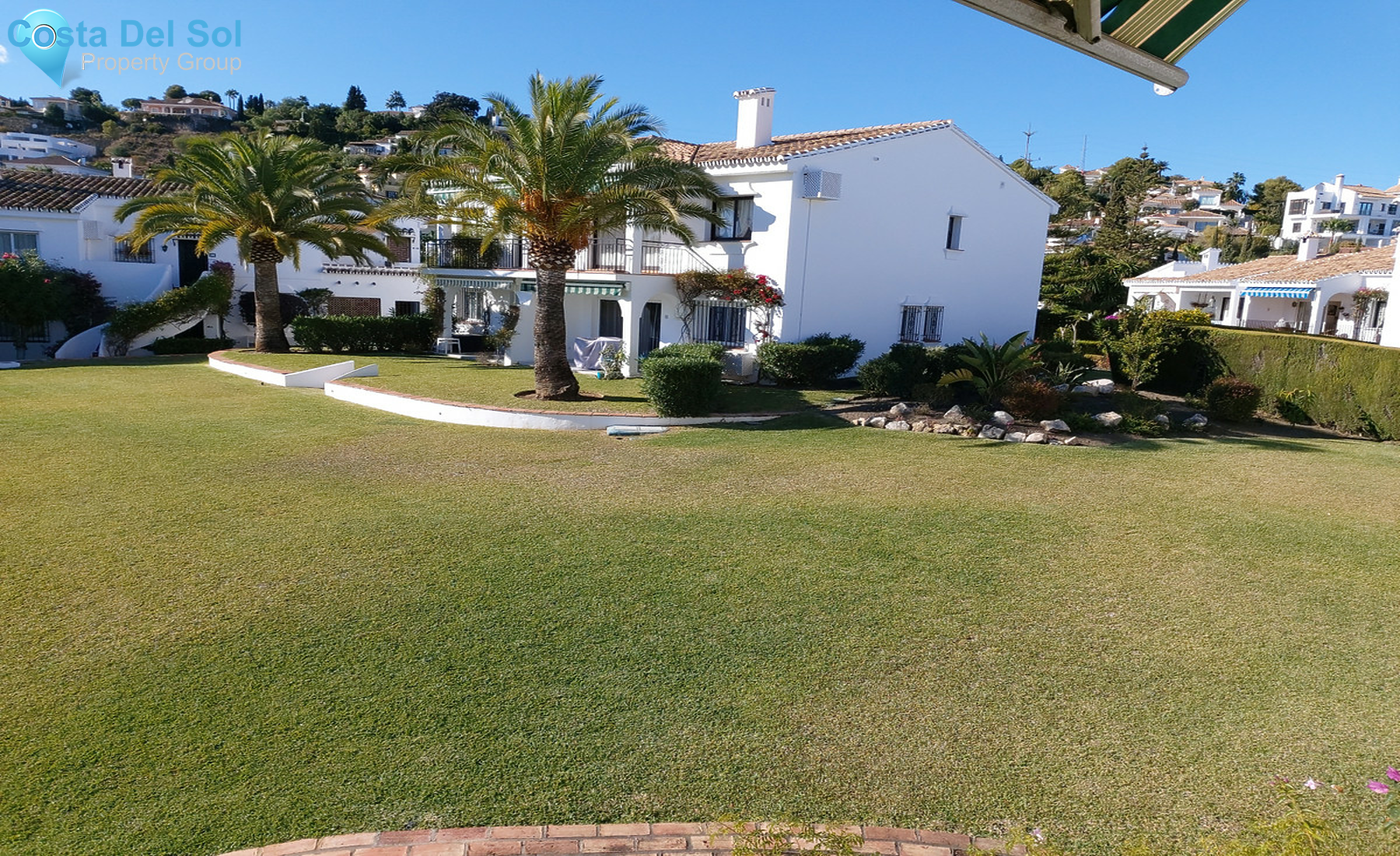 Top Floor Apartment in El Paraiso-1329343