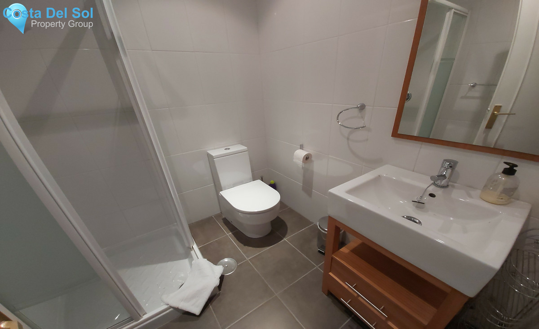 Top Floor Apartment in El Paraiso-1329338