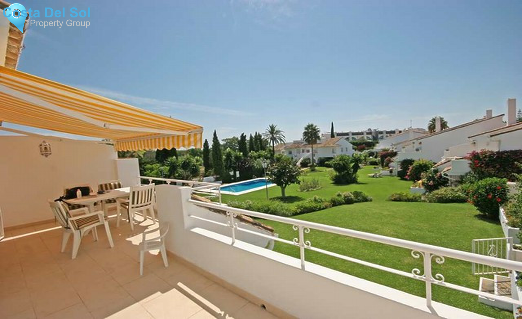 Top Floor Apartment in El Paraiso-1357211