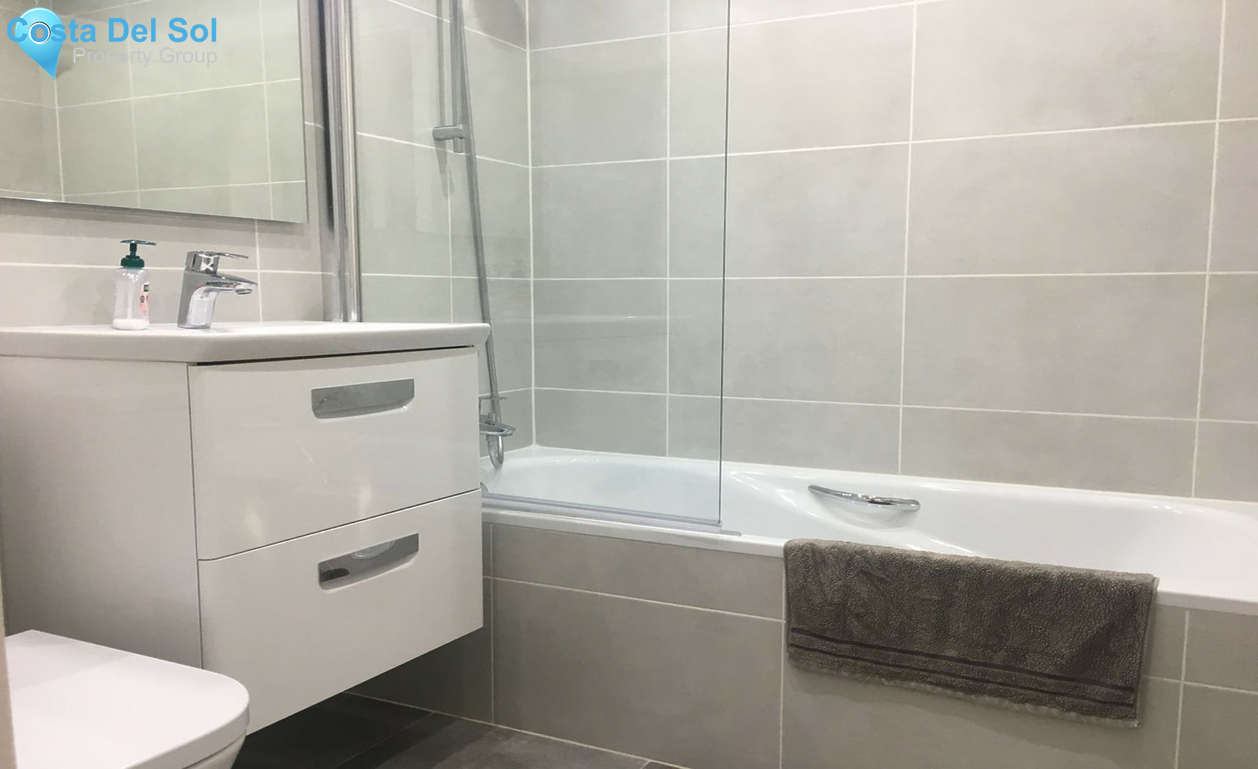 Top Floor Apartment in El Paraiso-1357215