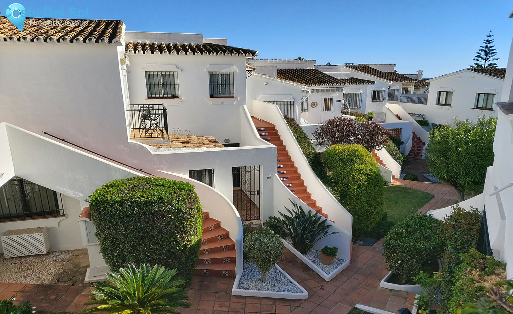 Top Floor Apartment in El Paraiso-702830