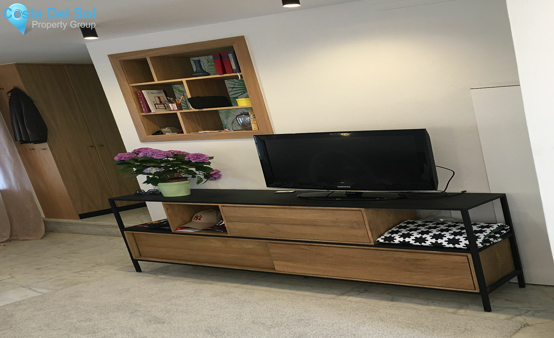 Top Floor Apartment in El Paraiso-1157544