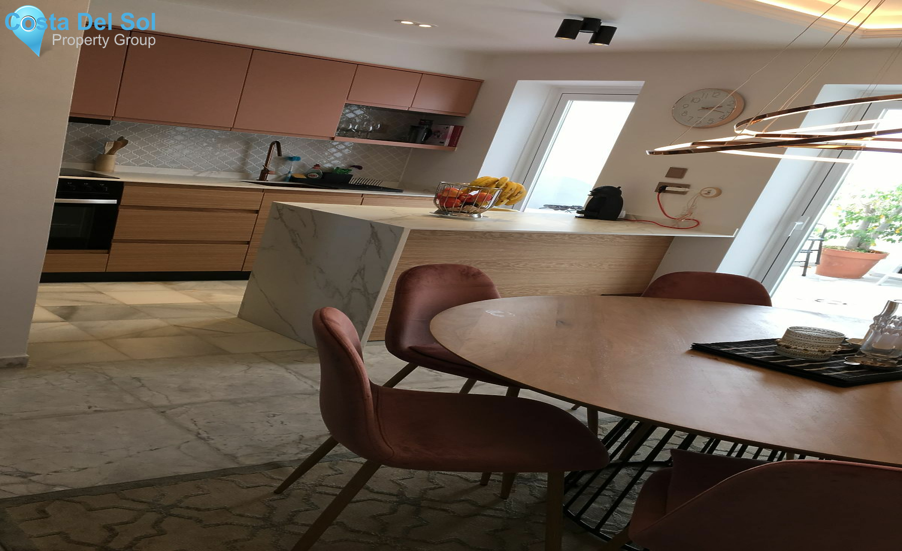 Top Floor Apartment in El Paraiso-1157546