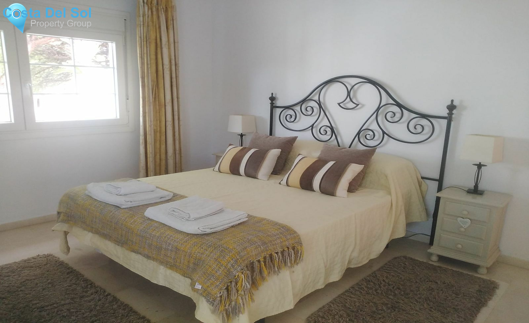 Top Floor Apartment in El Presidente-1417027