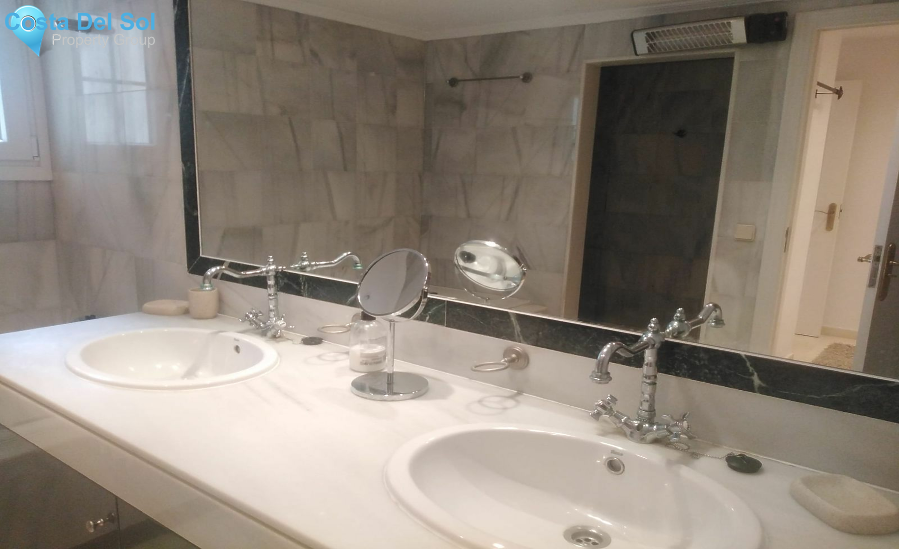 Top Floor Apartment in El Presidente-1417030