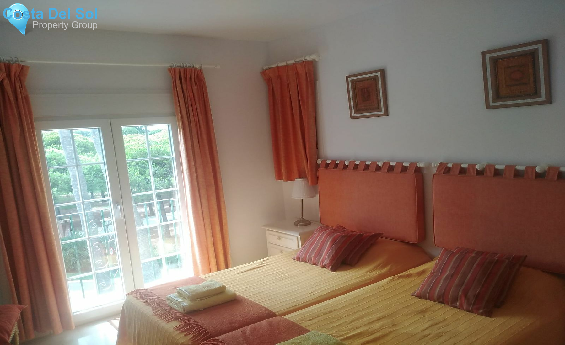 Top Floor Apartment in El Presidente-1417031