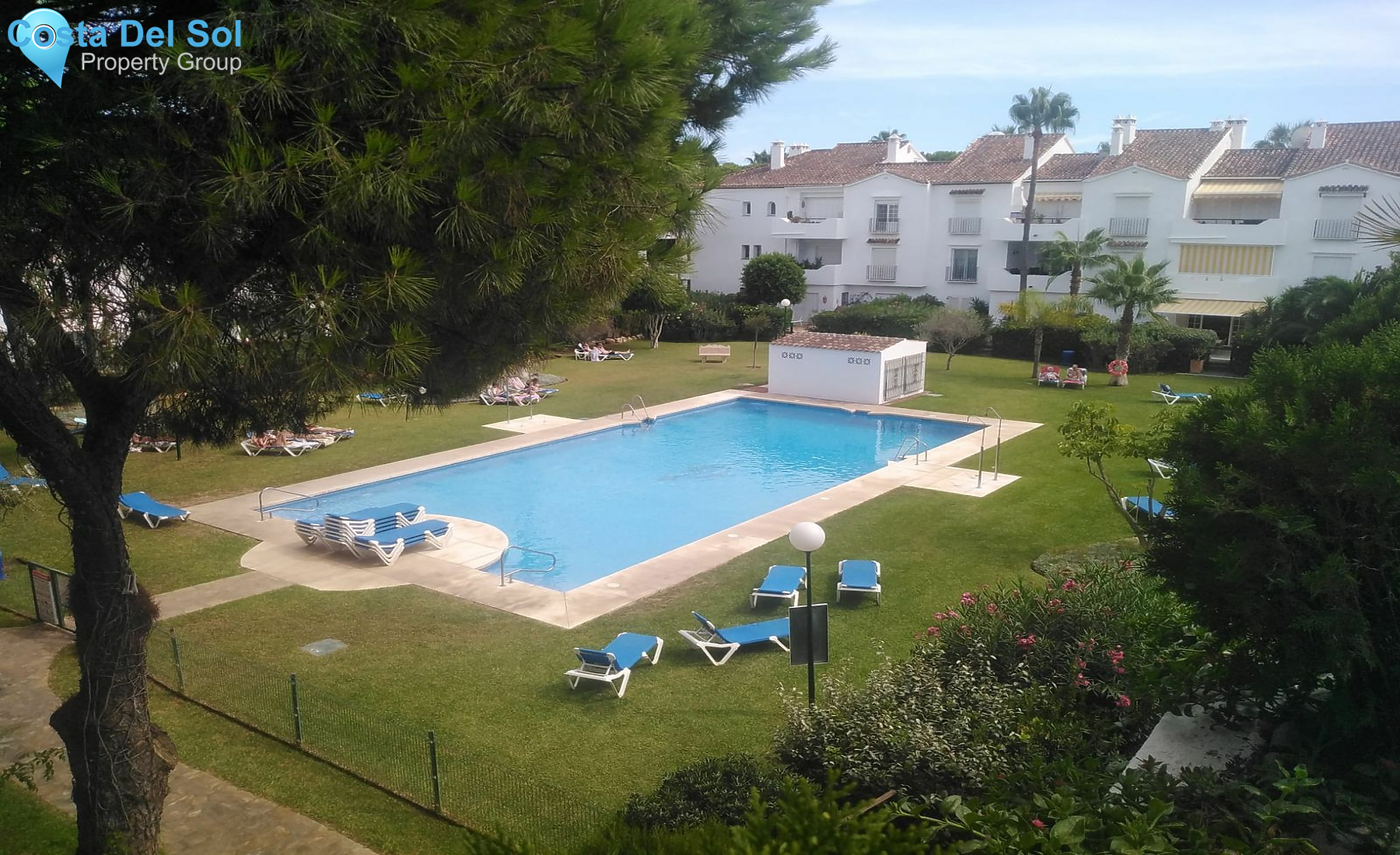 Top Floor Apartment in El Presidente-1417019