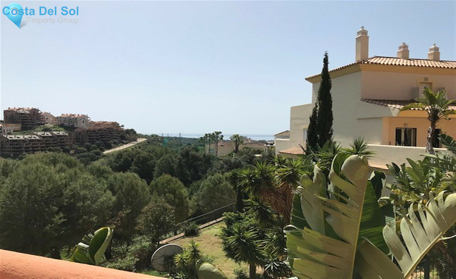 Top Floor Apartment in Elviria-1284479