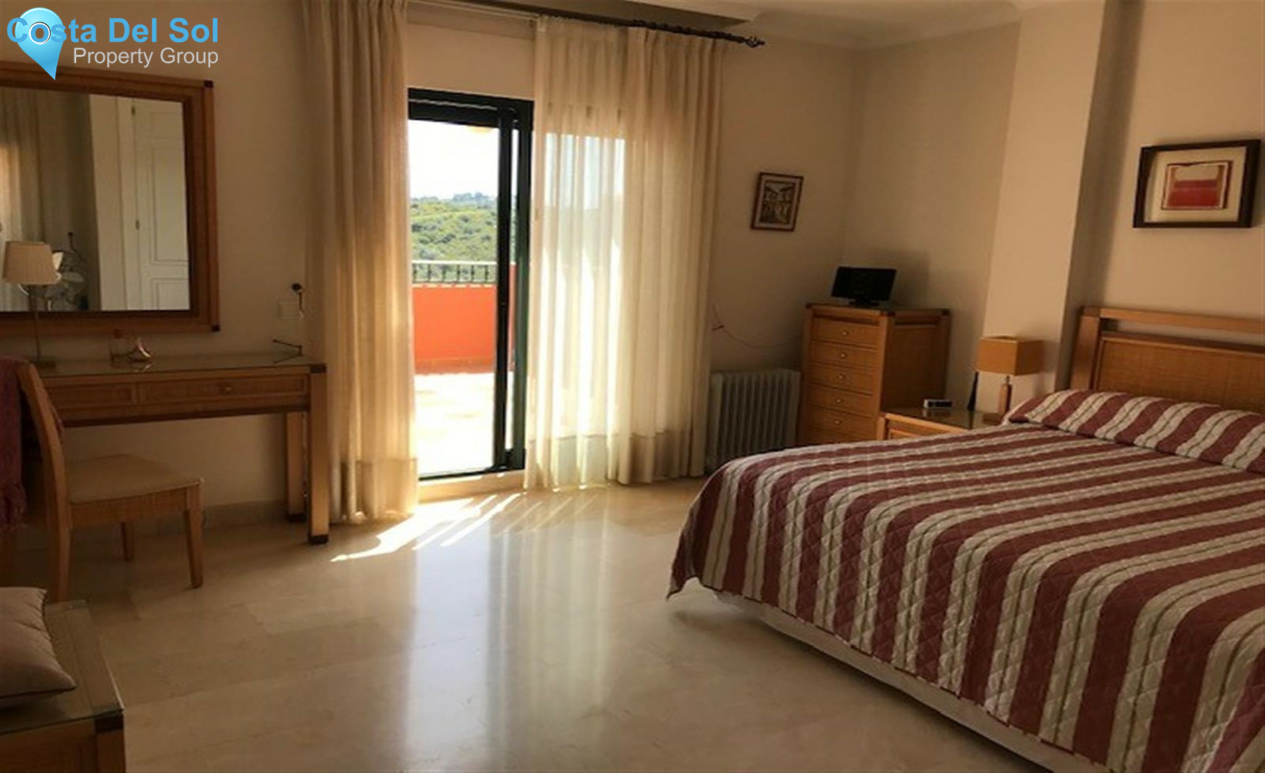 Top Floor Apartment in Elviria-1284481
