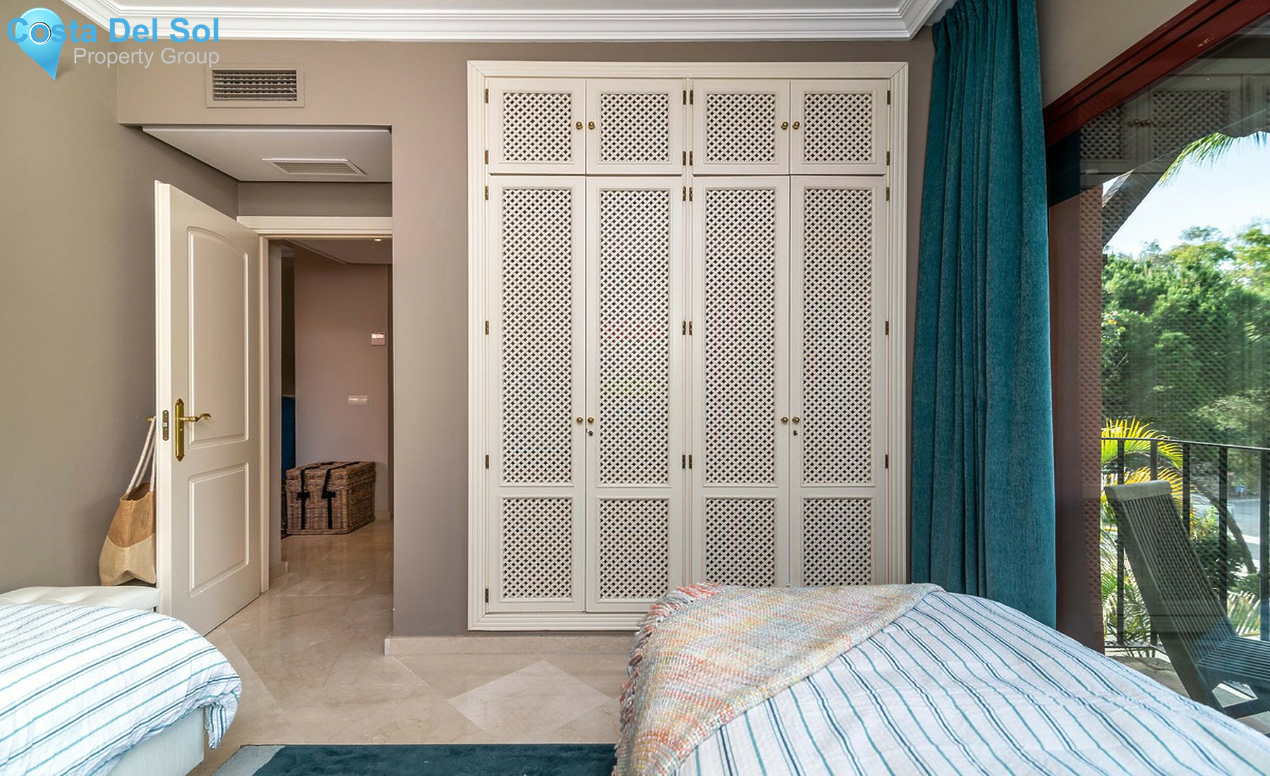 Top Floor Apartment in Elviria-1369935