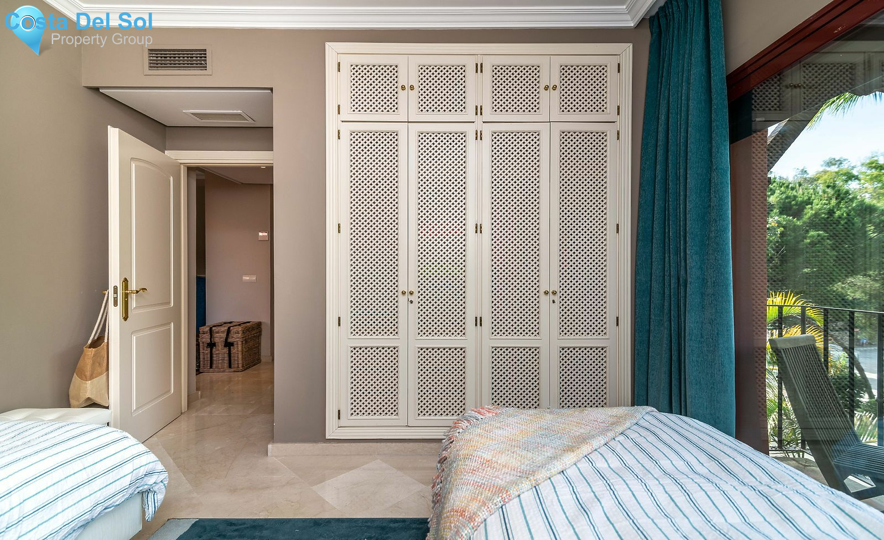 Top Floor Apartment in Elviria-1178952