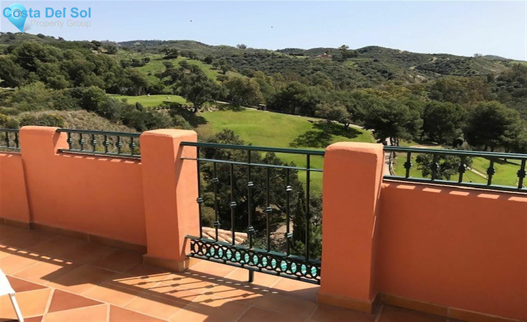 Top Floor Apartment in Elviria-1184717