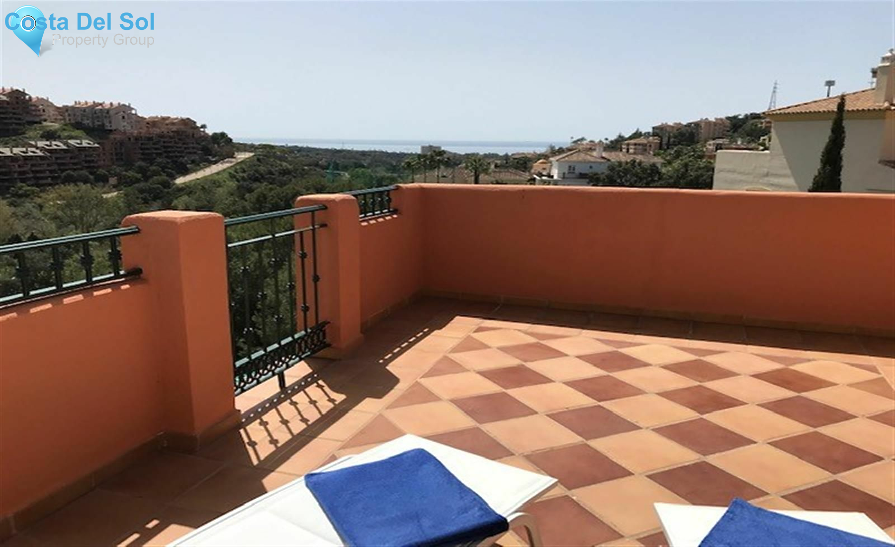 Top Floor Apartment in Elviria-1184718