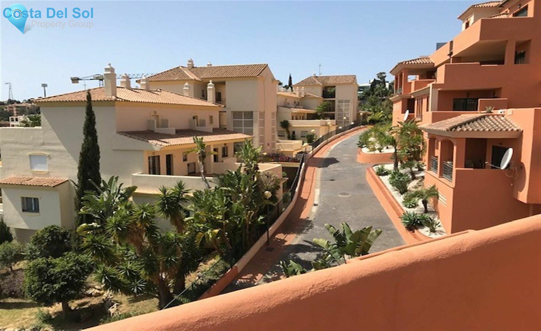 Top Floor Apartment in Elviria-1184719
