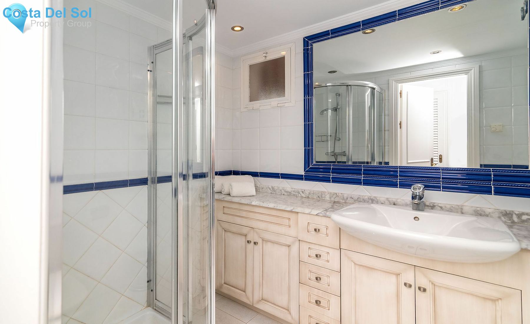 Top Floor Apartment in Elviria-1495476