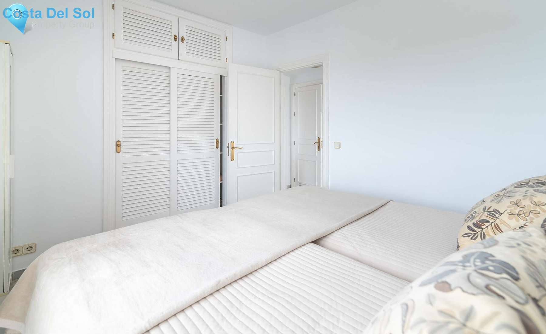 Top Floor Apartment in Elviria-1495480