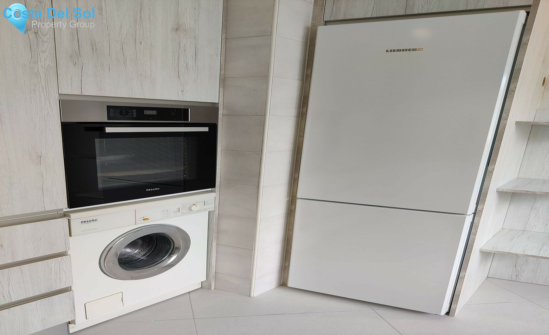 Top Floor Apartment in Estepona-1276363