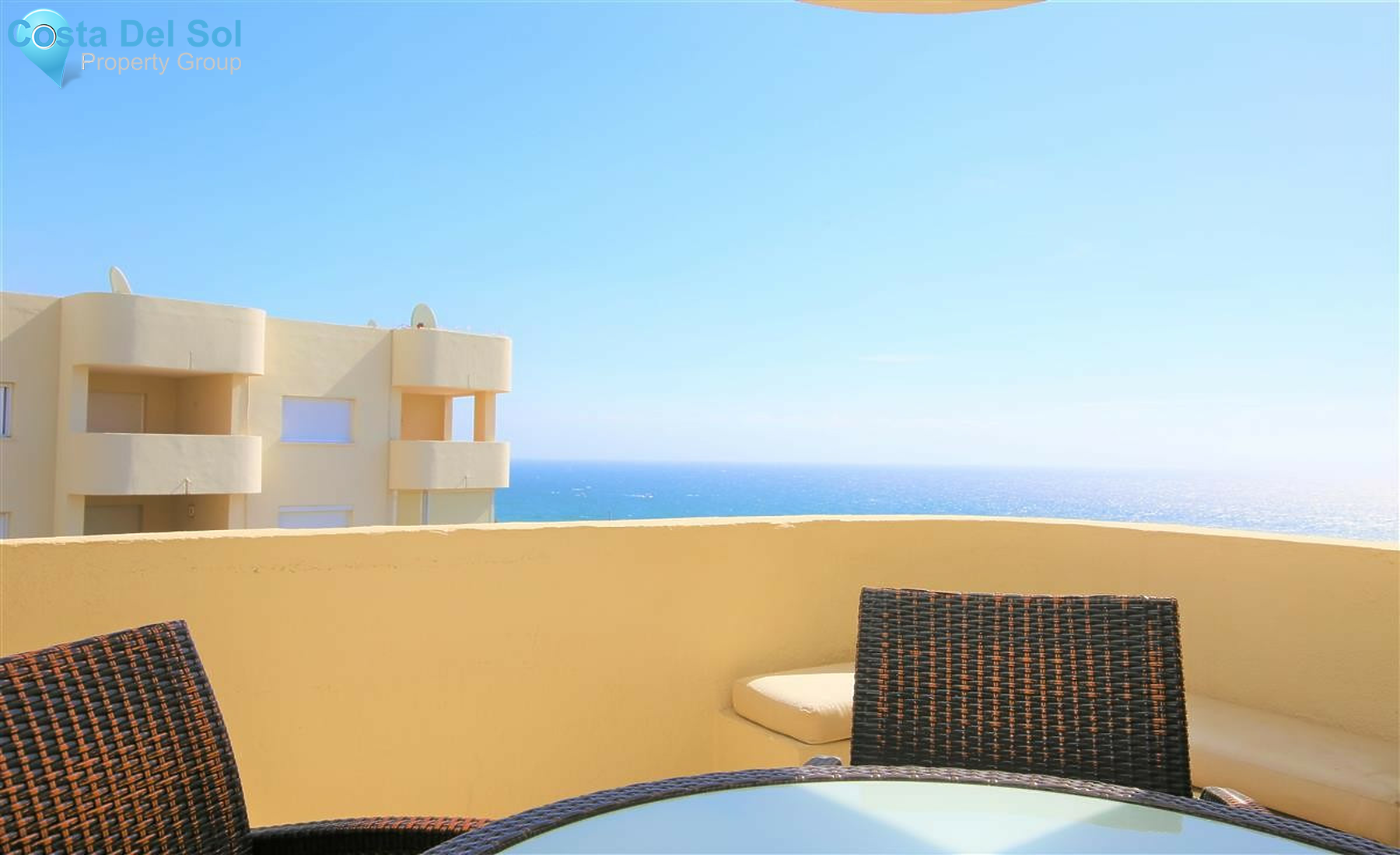 Top Floor Apartment in Estepona