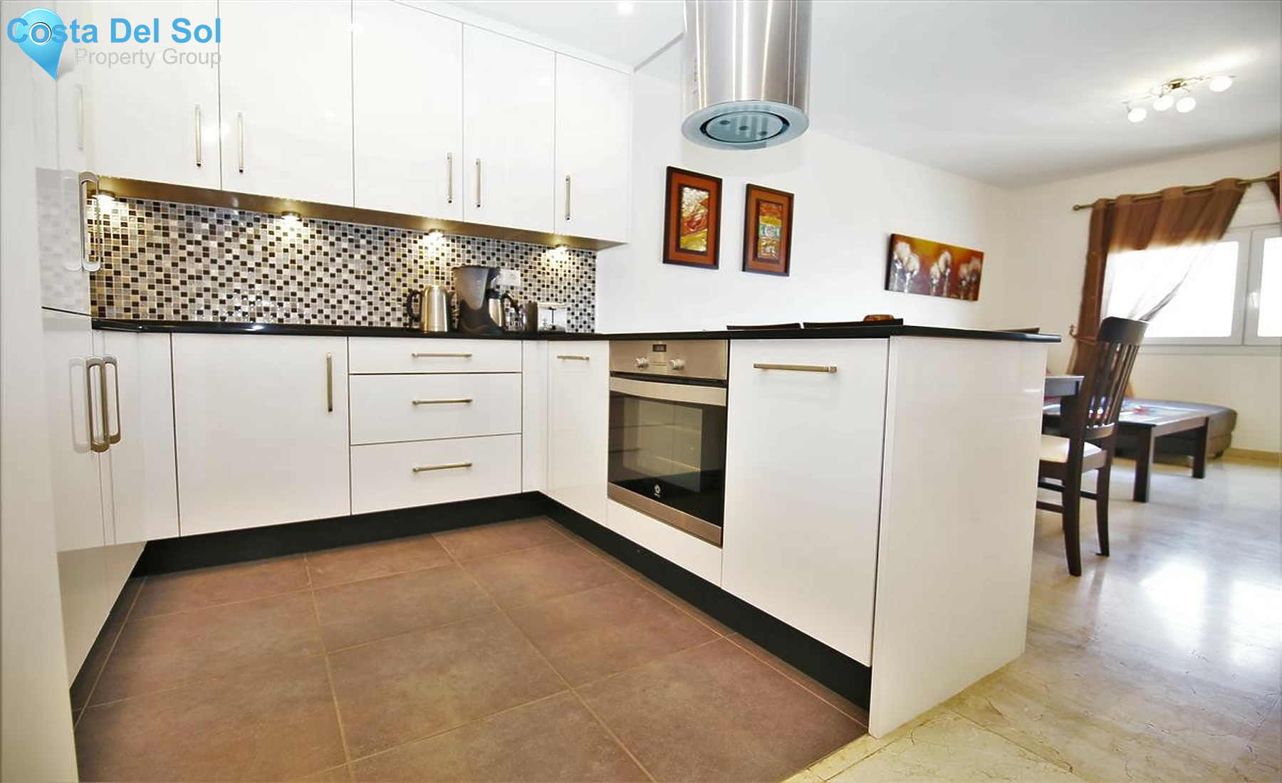 Top Floor Apartment in Estepona-1304265