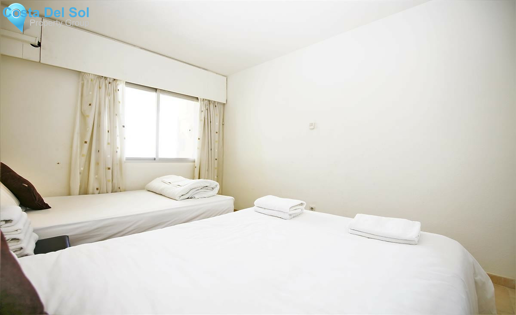 Top Floor Apartment in Estepona-1304269
