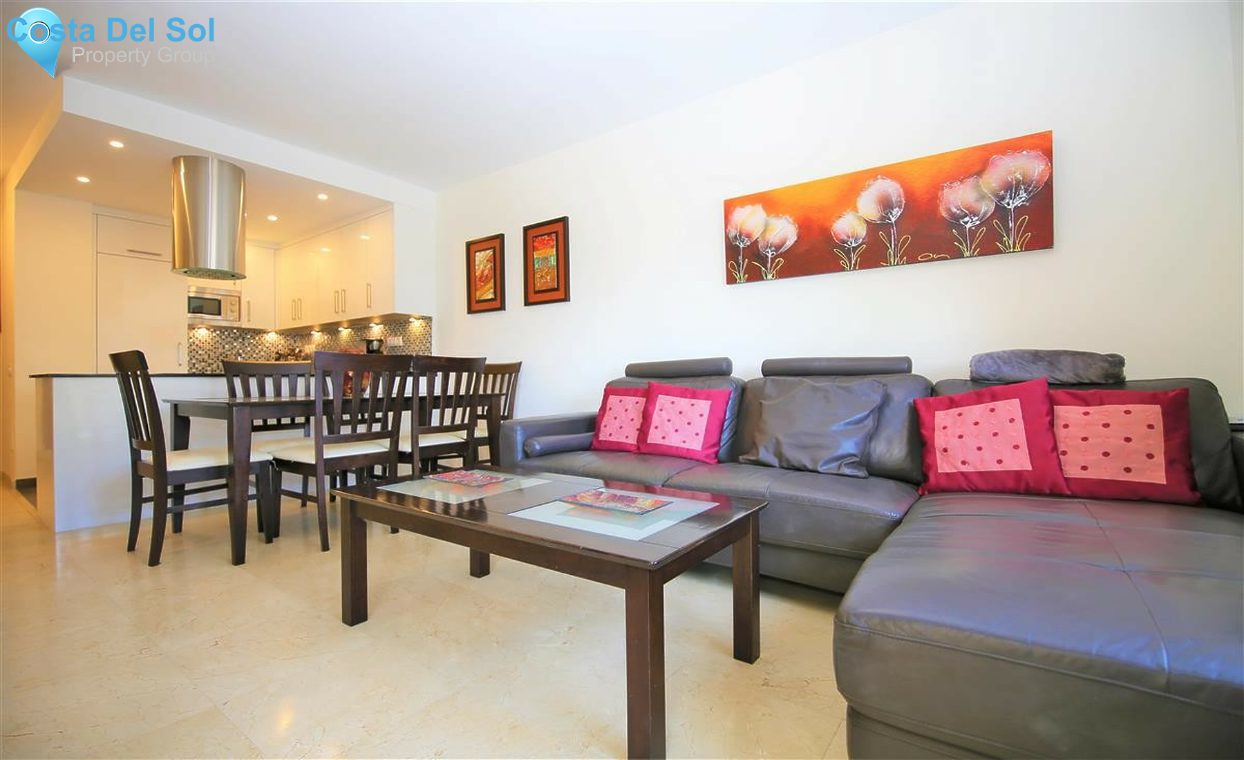 Top Floor Apartment in Estepona-1304258