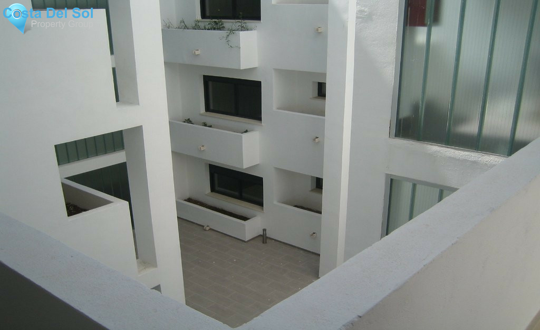 Top Floor Apartment in Estepona-1372594