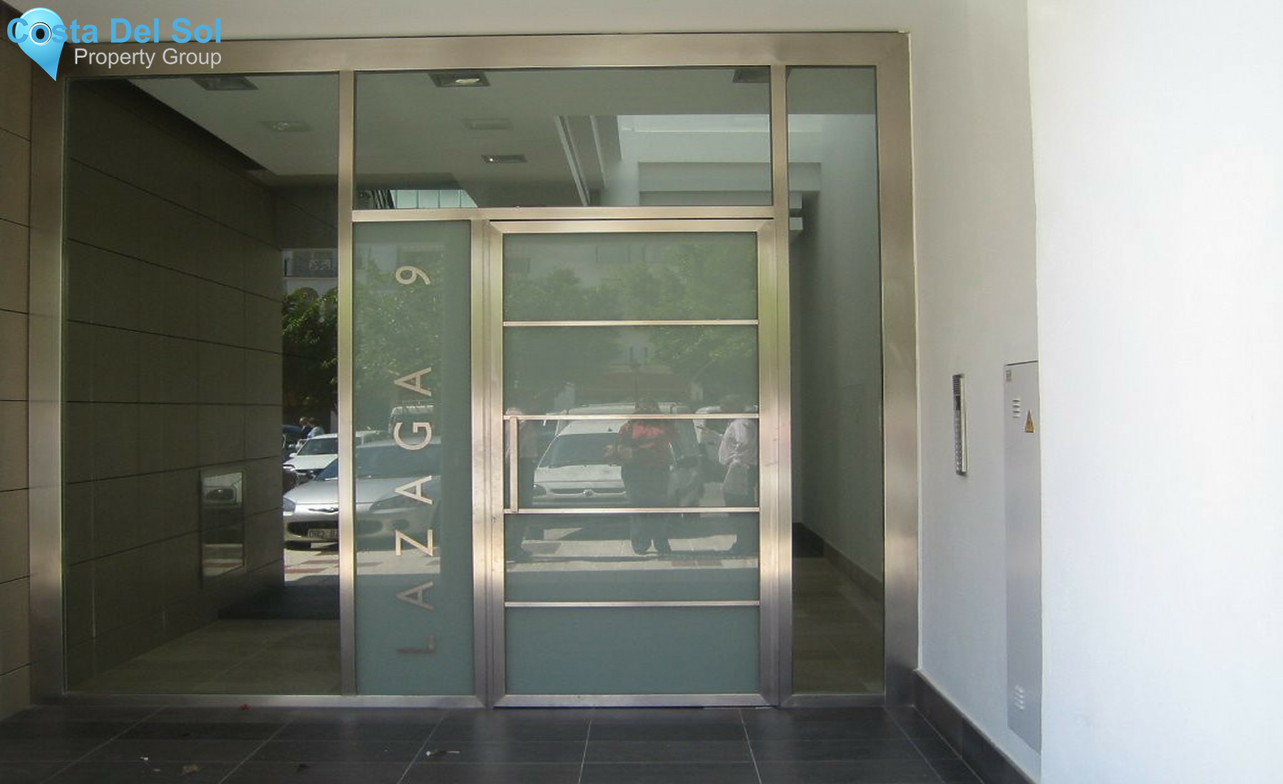 Top Floor Apartment in Estepona-1372593
