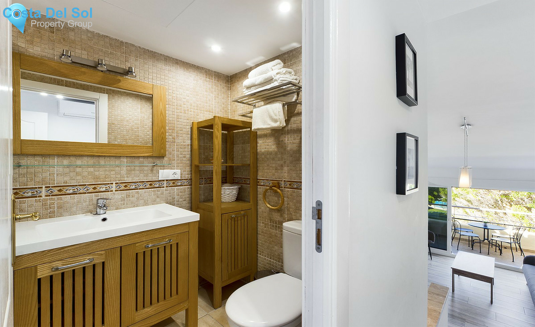 Top Floor Apartment in Estepona-1409057