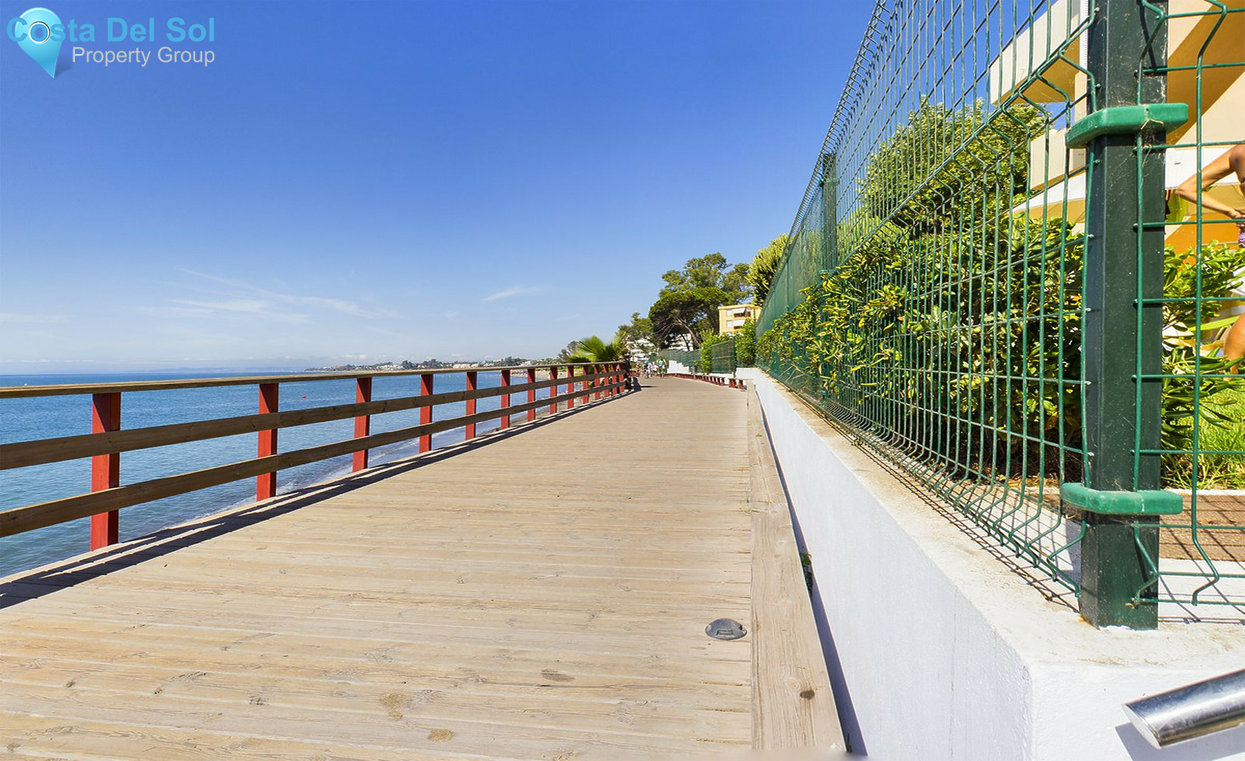 Top Floor Apartment in Estepona-1409062