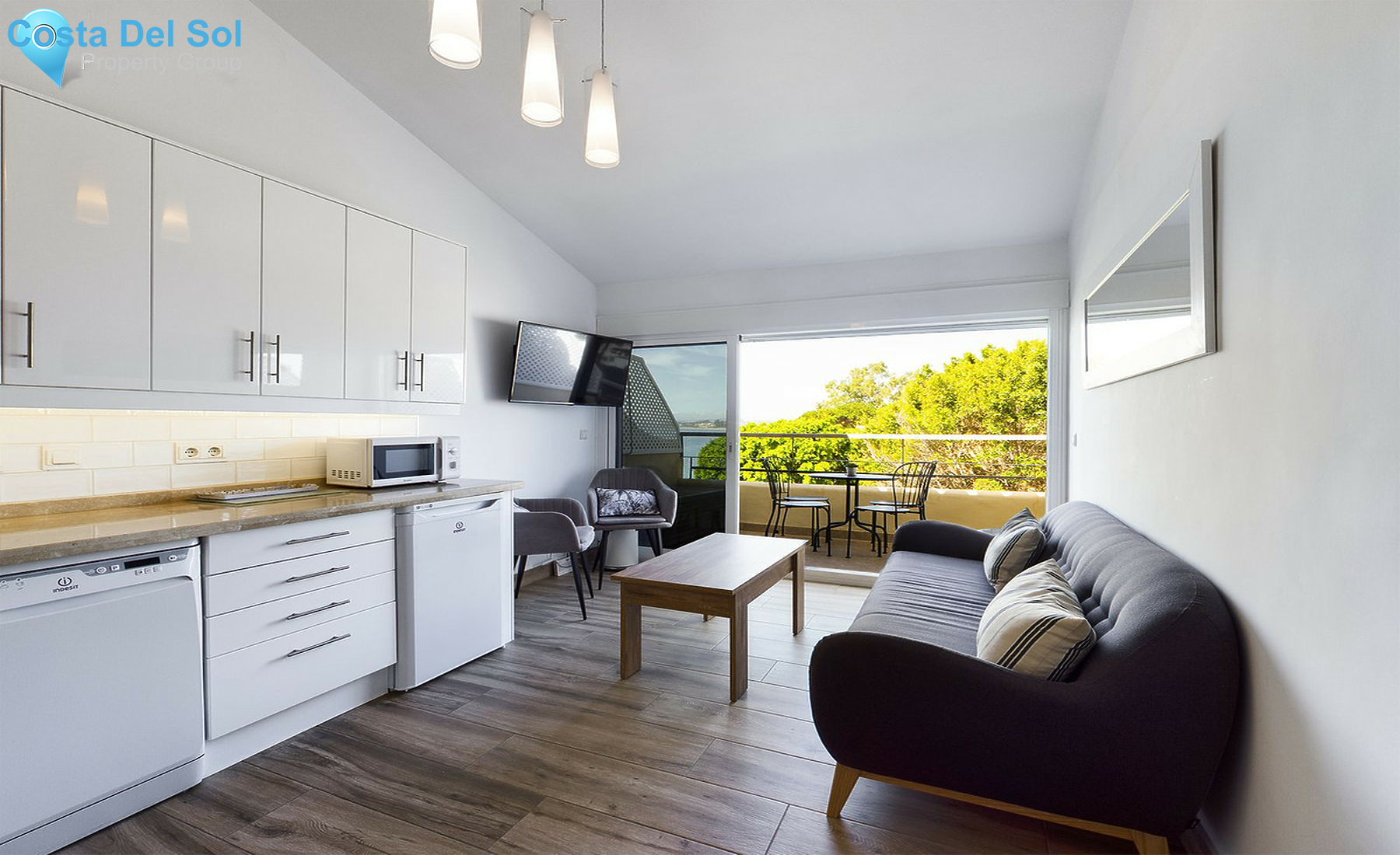 Top Floor Apartment in Estepona-1409049