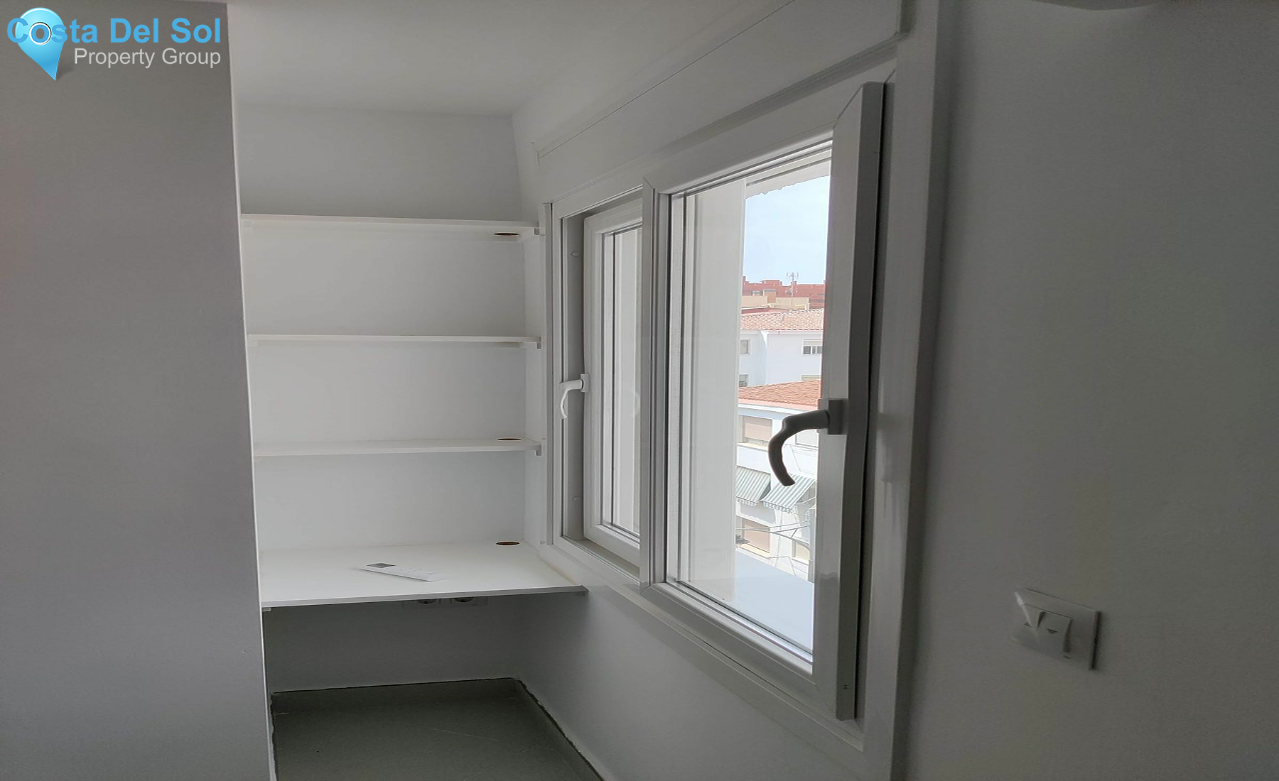Top Floor Apartment in Estepona-1142754