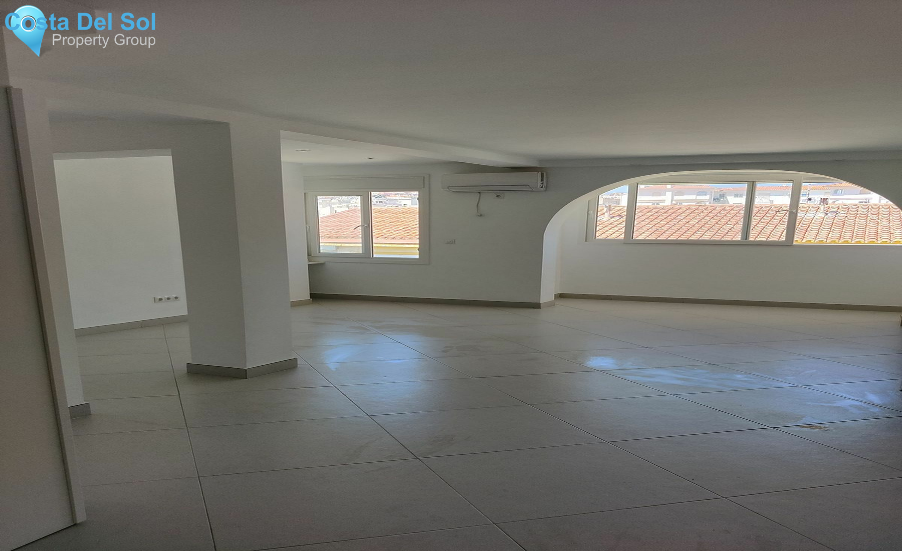 Top Floor Apartment in Estepona-1142743