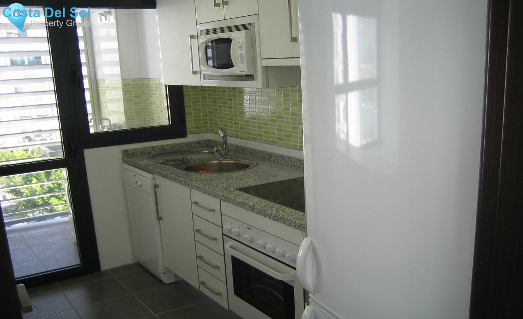 Top Floor Apartment in Estepona-1210671