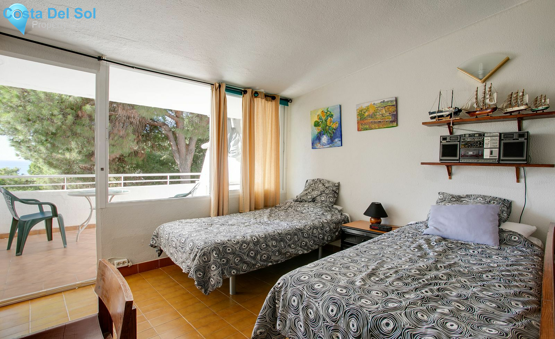 Top Floor Apartment in Estepona-1466425