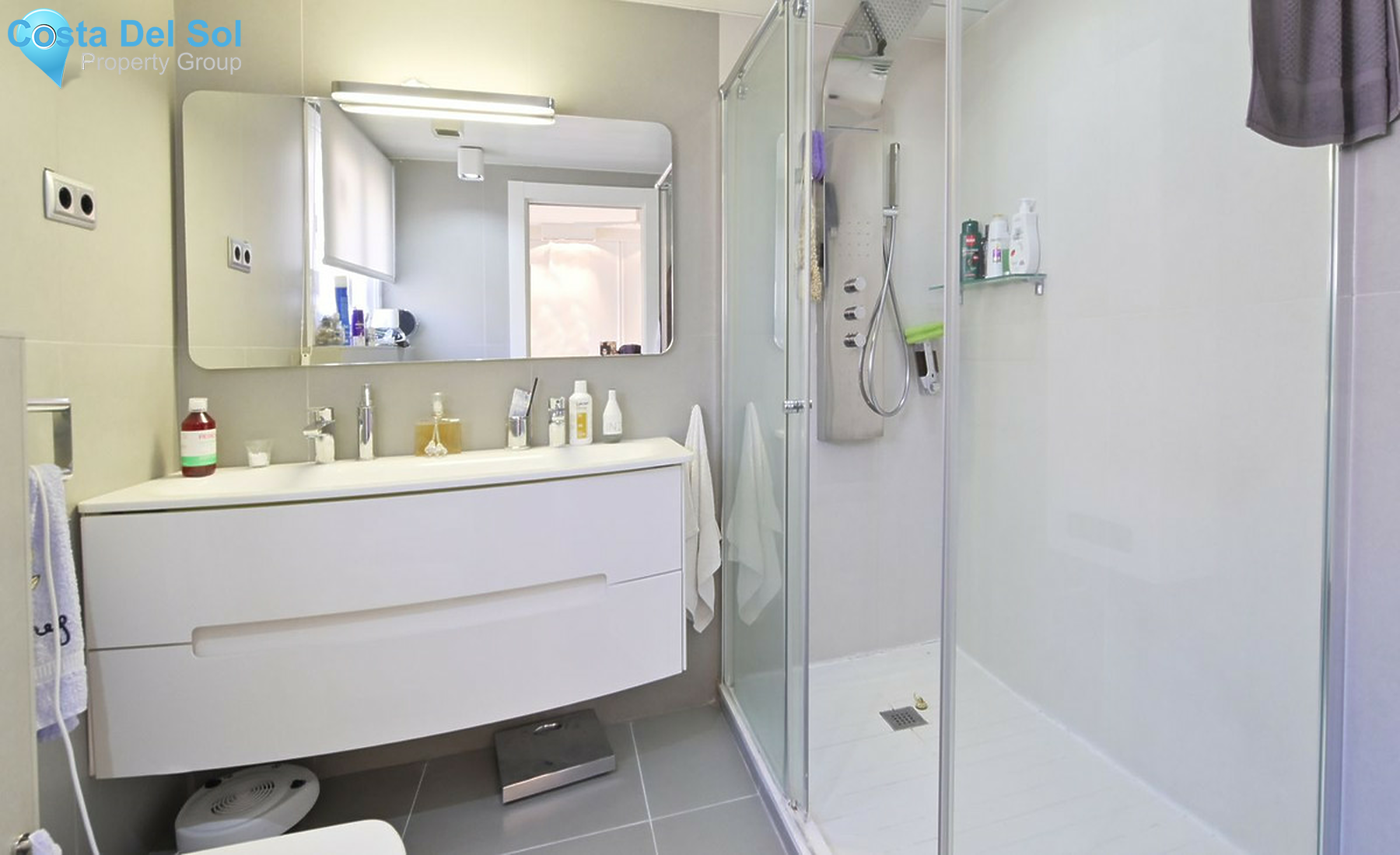 Top Floor Apartment in Fuengirola-1259279